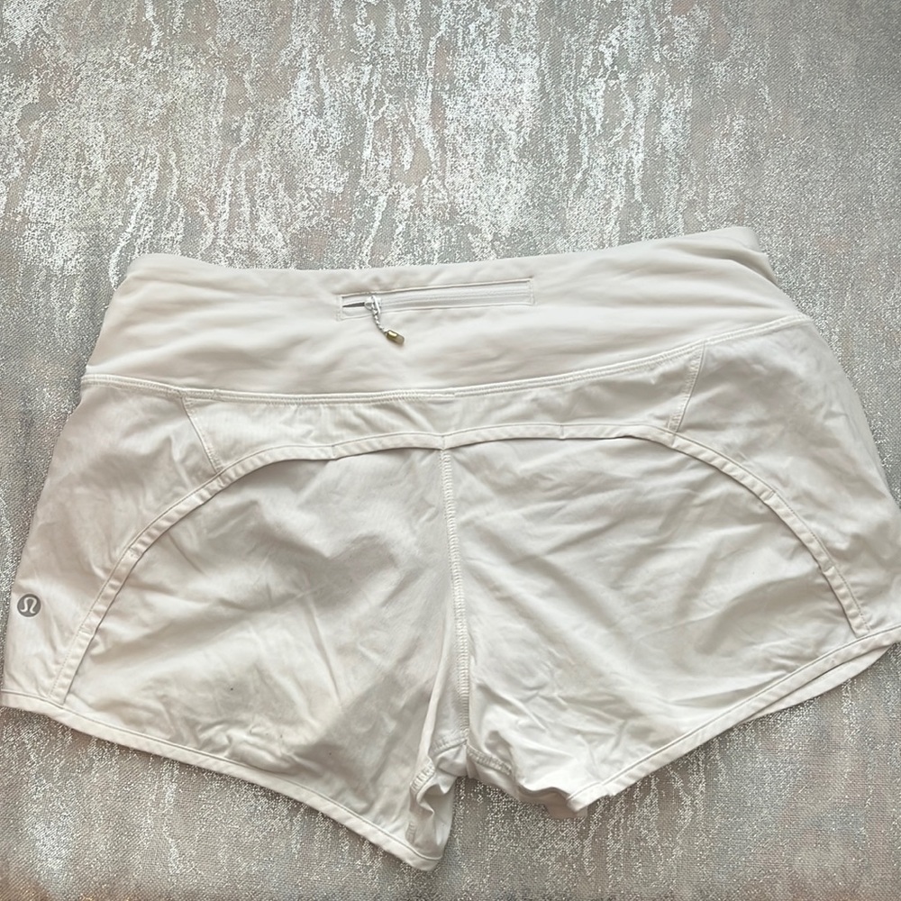 White Lulu shorts